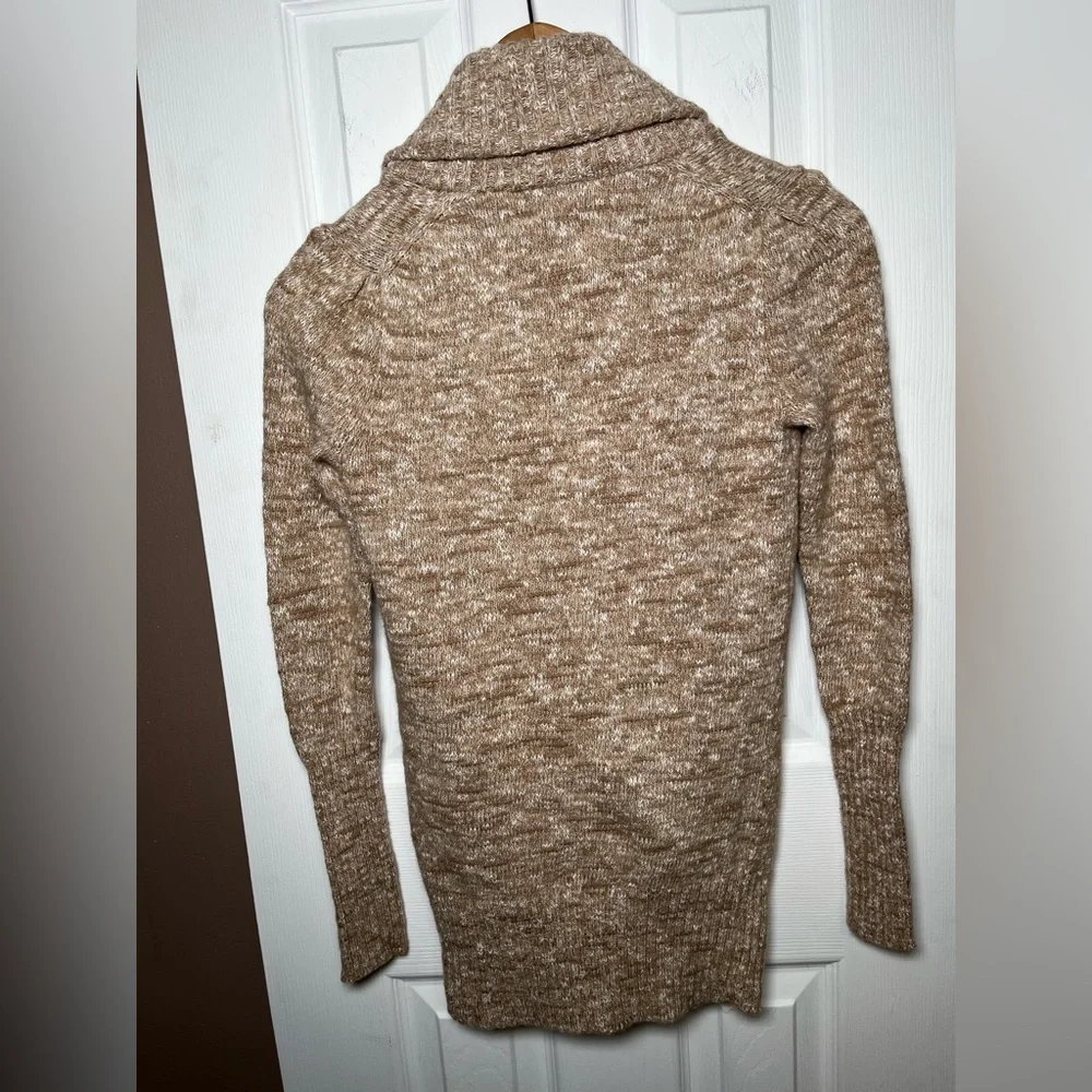 J. Crew Sweater Women’s Size XS Tan